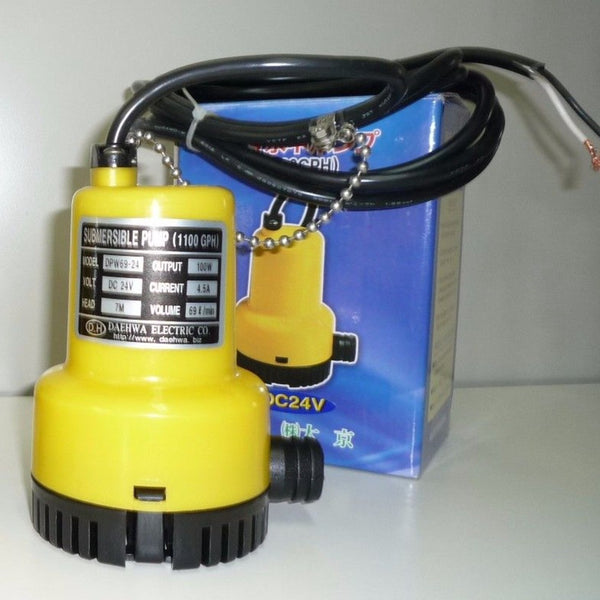 ビルジ用ポンプ  船の生け簀の水抜き用に使用出来るポンプになっています